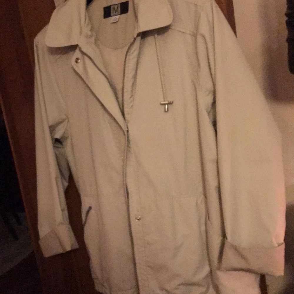Spring jacket - Picture 3 of 3